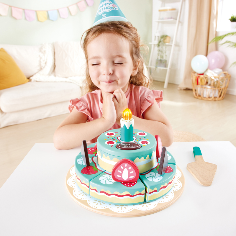 Interactive Happy Birthday Cake | E3180 | Hape Toys